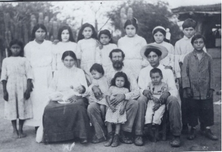 Don Miguel Gaxiola, his wife, and part of his large family